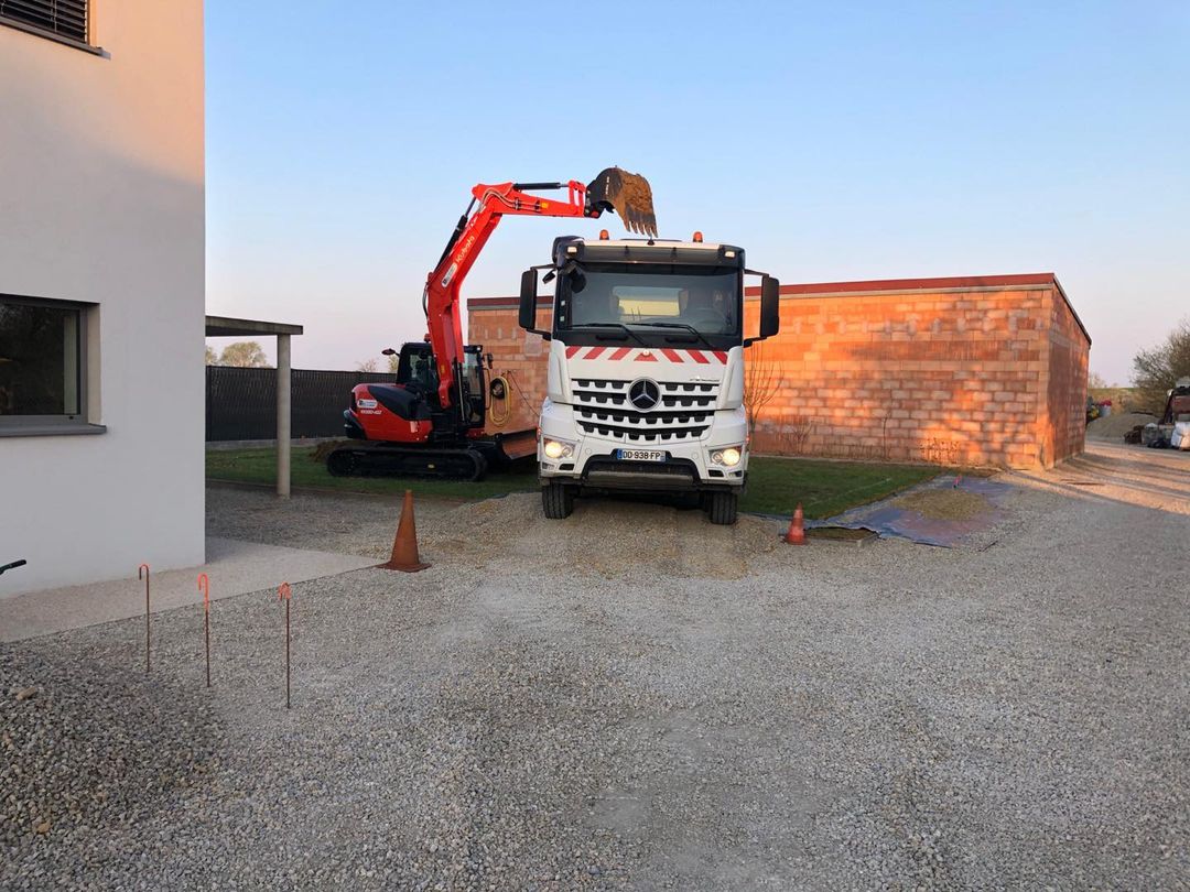 Petits travaux au Luxembourg